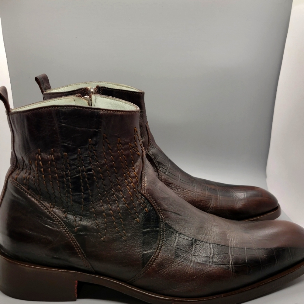 Kenneth Cole New York Crocidile Embossed Leather Ankle Boot